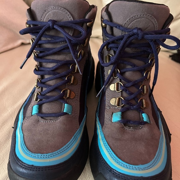 Inkkas, Women's 9 Men’s 7 Aurora Vegan Trekk Boot, Hiking, Artsy, Blue Outdoors - Picture 10 of 11